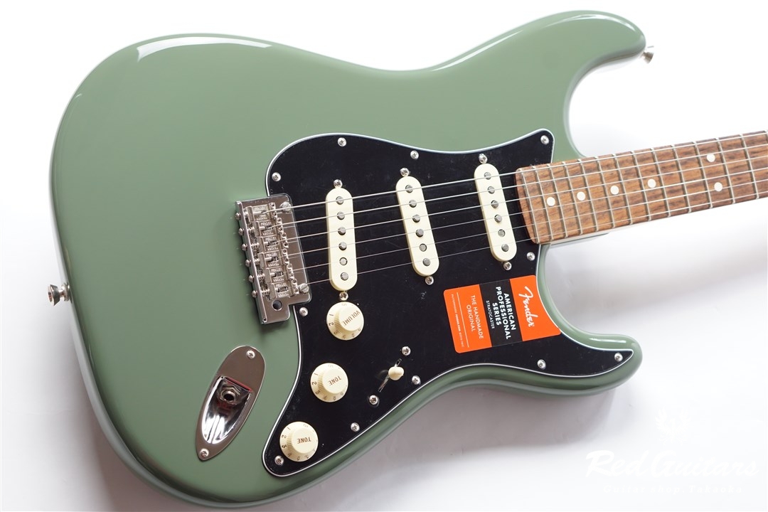 Fender American Professional Stratocaster - Antique Olive | Red